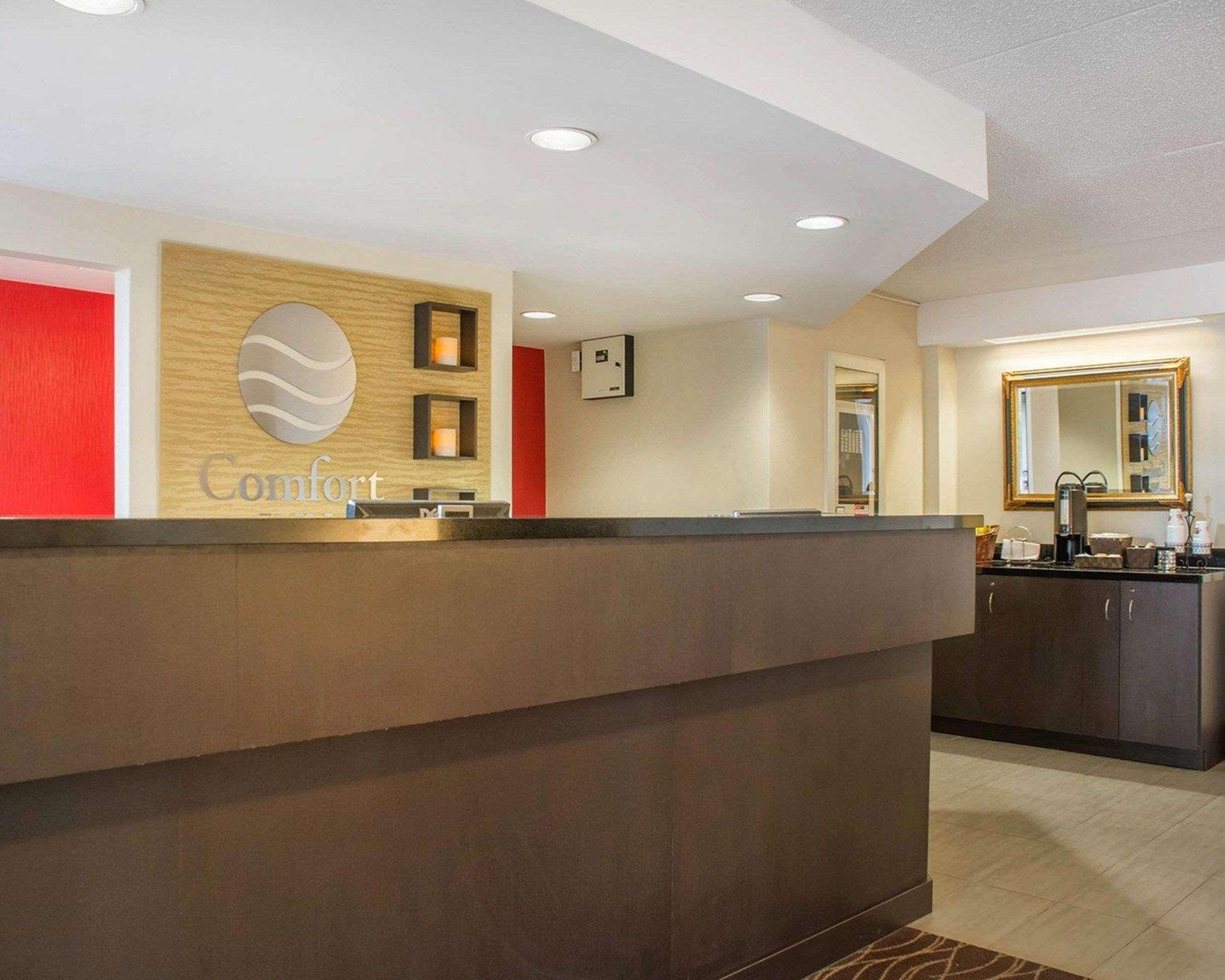 Comfort Inn Brantford Esterno foto
