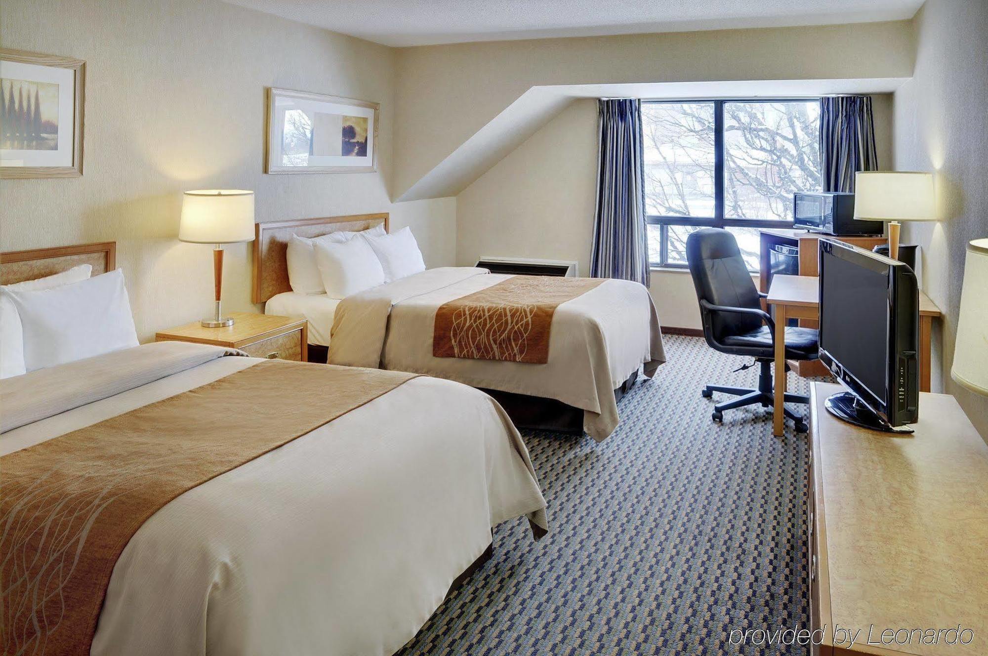 Comfort Inn Brantford Esterno foto